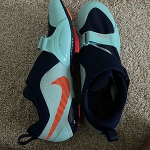 Nike cycling shoes